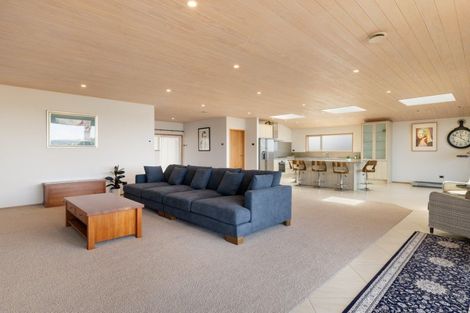 Photo of property in 69 Omokoroa Road, Omokoroa, 3114