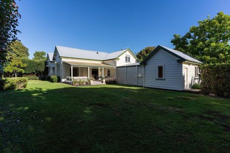 Photo of property in 16 Bond Street, Marton, 4710