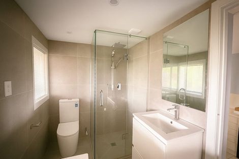 Photo of property in 17 Tui Vale Road, Shelly Park, Auckland, 2014