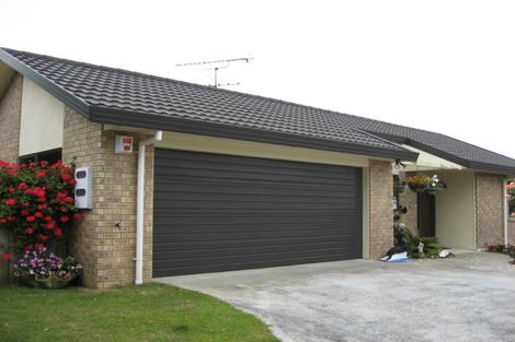 Photo of property in 268g Queen Street, Pukekohe, 2120