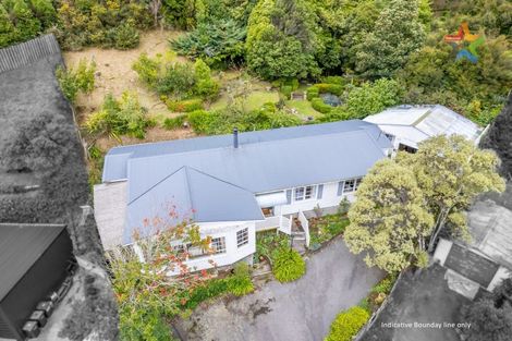 Photo of property in 5 Mokopuna Grove, Stokes Valley, Lower Hutt, 5019