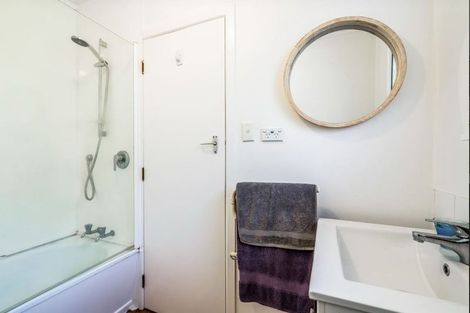 Photo of property in 3/32 Northumberland Avenue, Belmont, Auckland, 0622