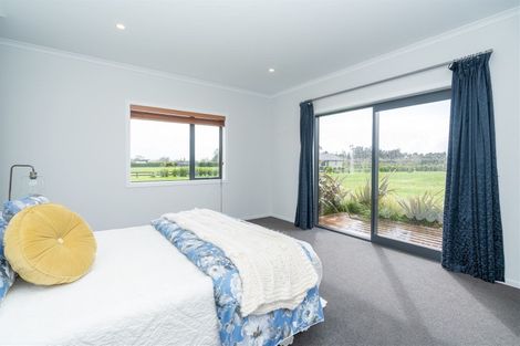 Photo of property in 10 Meadowpark Way, Matangi, Hamilton, 3283