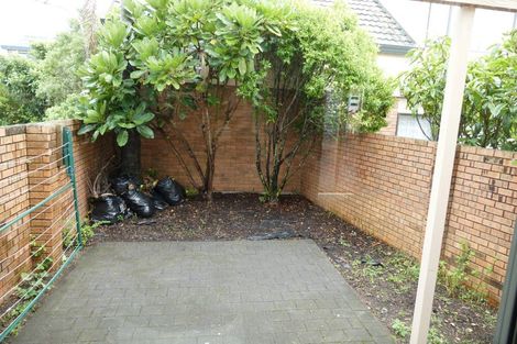 Photo of property in 15/1 Melview Place, New Lynn, Auckland, 0600