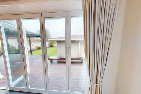 Photo of property in 7 Raglan Avenue, Cloverlea, Palmerston North, 4412