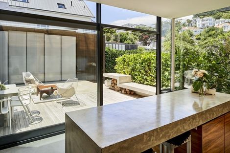 Photo of property in 8 Mcfarlane Street, Mount Victoria, Wellington, 6011