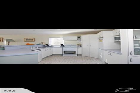 Photo of property in 25 Bowes Crescent, Strathmore Park, Wellington, 6022