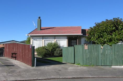 Photo of property in 8 Rutland Place, Milson, Palmerston North, 4414