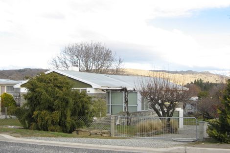 Photo of property in 10 Royal Terrace, Alexandra, 9320