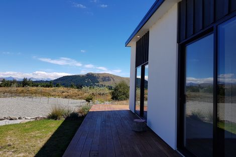 Photo of property in 20 Mistake Drive, Lake Tekapo, 7999