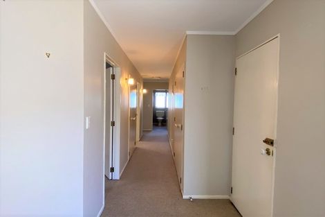 Photo of property in 14 Sandel Rise, Merrilands, New Plymouth, 4312