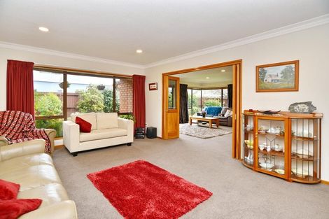 Photo of property in 78 Regency Crescent, Redwood, Christchurch, 8051