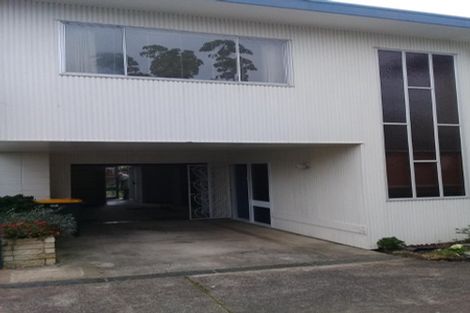 Photo of property in 3/4 Coronation Road, Glenfield, Auckland, 0627