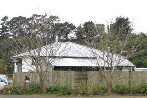 Photo of property in 80 Riversdale Drive, Merrilands, New Plymouth, 4312