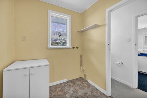 Photo of property in 75 Domett Street, Waitara, 4320