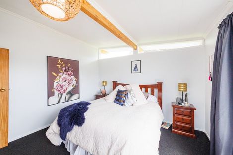 Photo of property in 1 Chilton Grove, Hokowhitu, Palmerston North, 4410