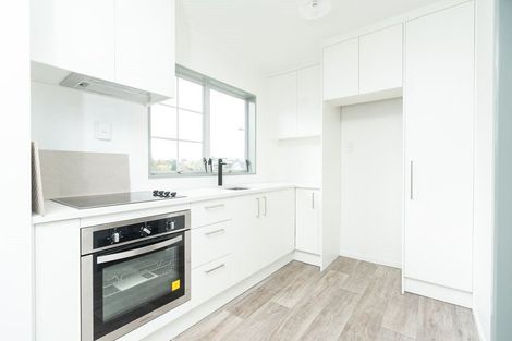 Photo of property in 1/1243 Victoria Street, Whitiora, Hamilton, 3200