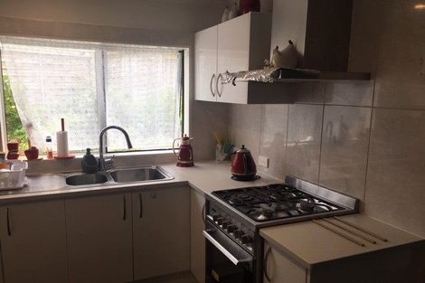 Photo of property in 6 Tacitus Place, Totara Vale, Auckland, 0629