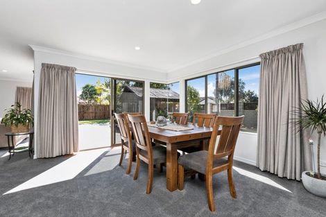 Photo of property in 8 Keepa Close, Papamoa Beach, Papamoa, 3118