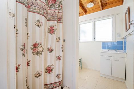 Photo of property in 91 Captain Cook Road, Cooks Beach, Whitianga, 3591