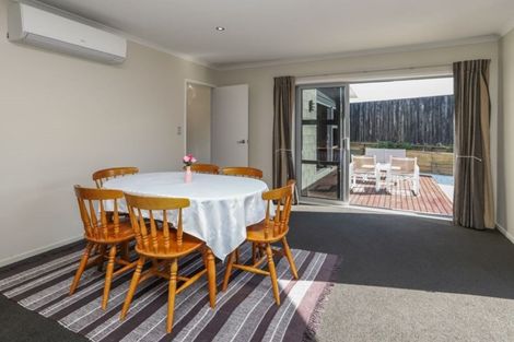 Photo of property in 18a Castleton Way, Flagstaff, Hamilton, 3210