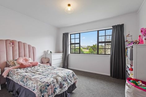 Photo of property in 112 Aberdeen Drive, Dinsdale, Hamilton, 3204