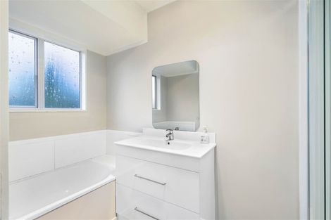 Photo of property in 58a Alison Street, Hamilton Lake, Hamilton, 3204