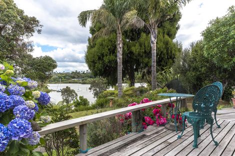 Photo of property in 137a Skudders Beach Road, Kerikeri, 0294