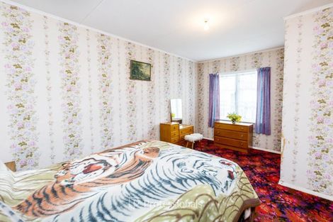 Photo of property in 21 Hay Street, Wainuiomata, Lower Hutt, 5014