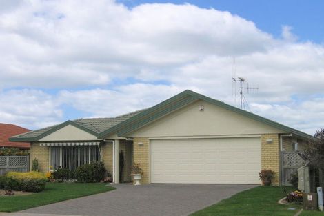 Photo of property in 37 Francevic Avenue, Mount Maunganui, 3116