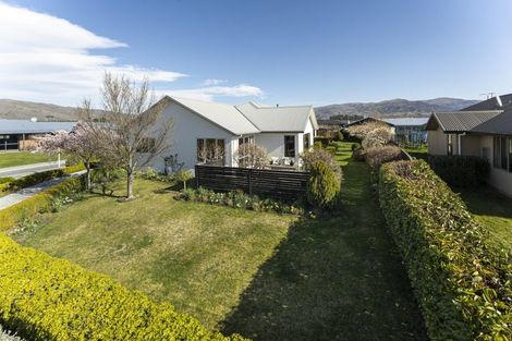 Photo of property in 30 Waenga Drive, Cromwell, 9310