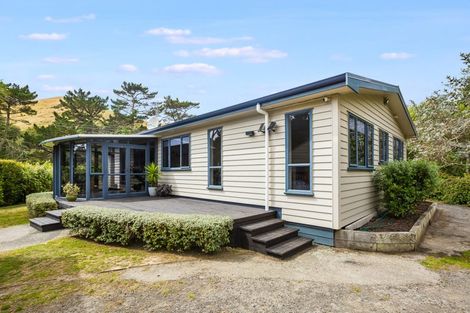 Photo of property in 1153 Paekakariki Hill Road, Paekakariki Hill, Porirua, 5381