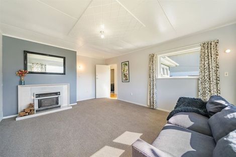 Photo of property in 6 Reid Road, Wainuiomata, Lower Hutt, 5014