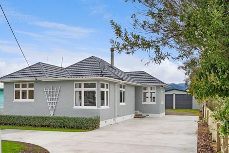 Photo of property in 382 High Street South, Carterton, 5713