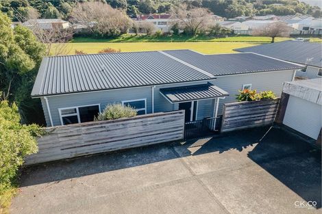 Photo of property in 90b Stokes Valley Road, Stokes Valley, Lower Hutt, 5019