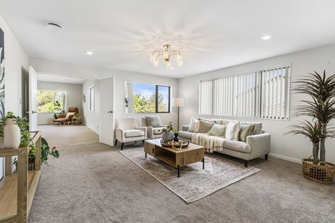 Photo of property in 31 Aldon Lane, The Gardens, Auckland, 2105