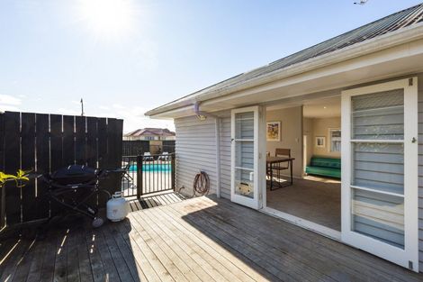 Photo of property in 72 Enderley Avenue, Enderley, Hamilton, 3214