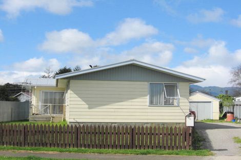 Photo of property in 24 Heather Street, Levin, 5510