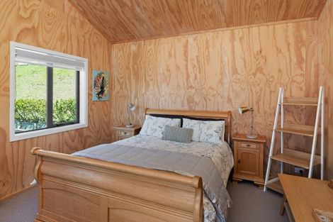 Photo of property in 64 Waipuka Road, Waimarama, Havelock North, 4294