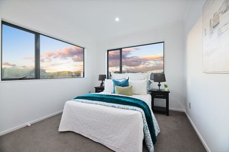 Photo of property in 37c Simpson Road, Ranui, Auckland, 0612