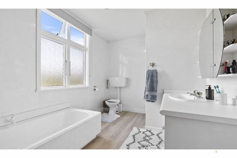 Photo of property in 26 Jollie Street, Geraldine, 7930