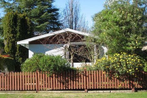 Photo of property in 21 Reynolds Road, Havelock North, 4130