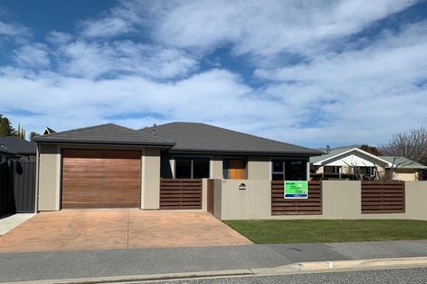 Photo of property in 112 Neplusultra Street, Cromwell, 9310