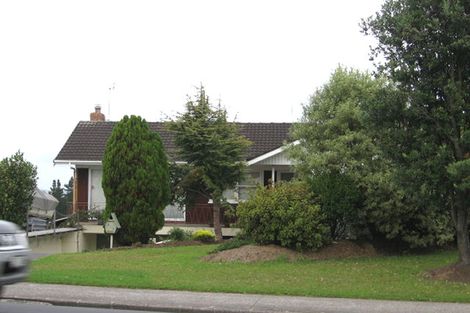 Photo of property in 417 Don Buck Road, Massey, Auckland, 0614