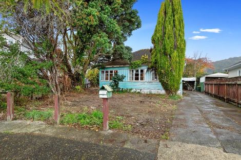 Photo of property in 16 Purser Grove, Fairfield, Lower Hutt, 5011