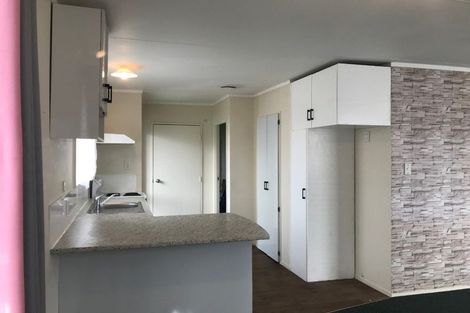 Photo of property in 4 Langdon Lane, Melville, Hamilton, 3206