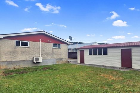 Photo of property in 91b Main Road, Wainuiomata, Lower Hutt, 5014