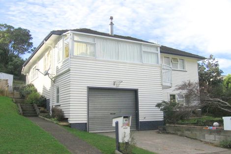 Photo of property in 12 Greer Crescent, Tawa, Wellington, 5028