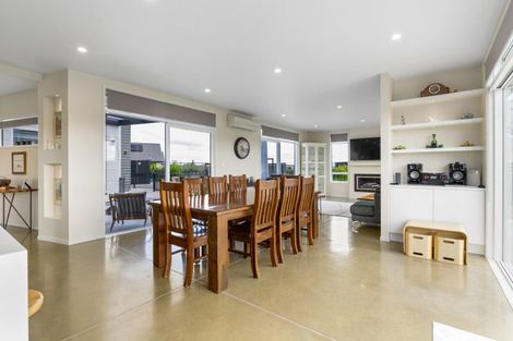 Photo of property in 14 Baxter Michael Crescent, Cambridge, 3434