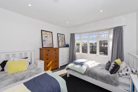 Photo of property in 120a Somerfield Street, Somerfield, Christchurch, 8024